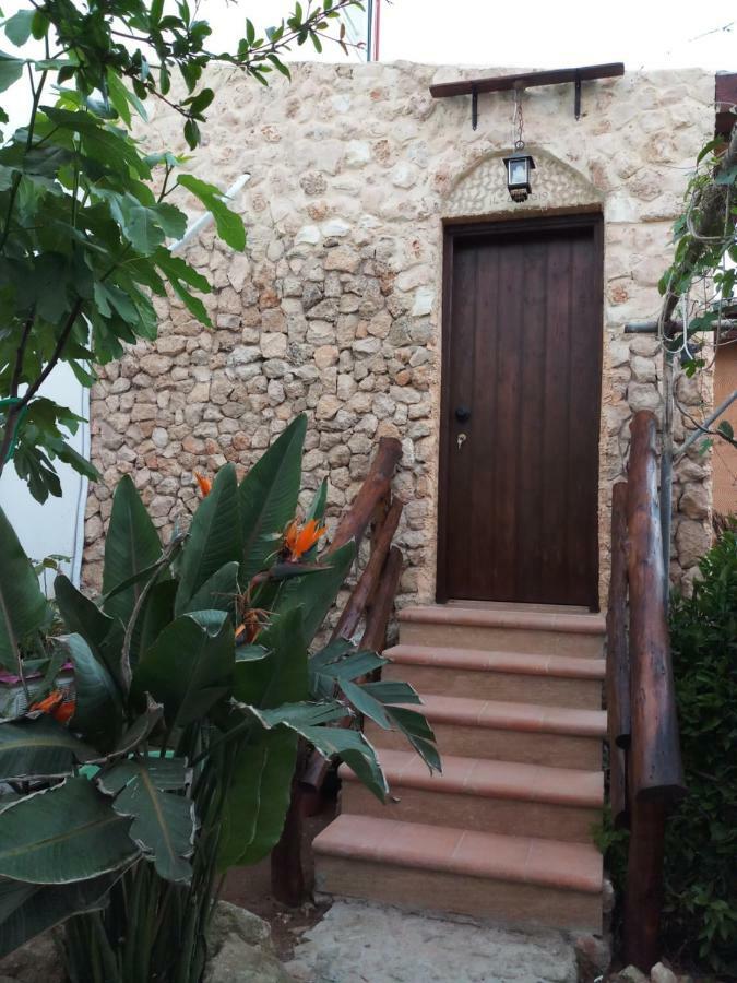 Mystery Garden Guest House Famagusta  Exterior foto